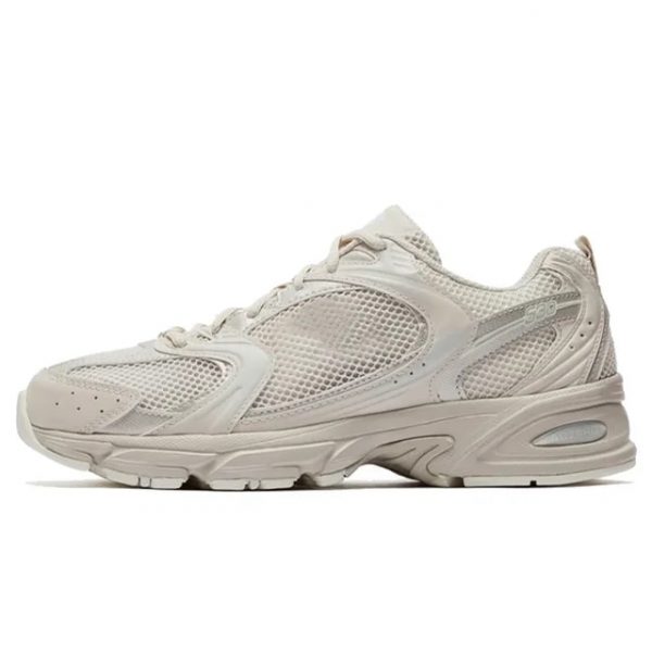 Zapatillas-deportivas-transpirables-para-hombre-y-mujer-zapatos-informales-con-logotipo-novedad-530.jpg_640x640.jpg_ (1) Basic Runner Sneakers- Cream